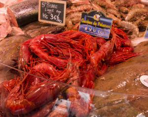 Seafood-on-the-market-Ferney-Voltaire