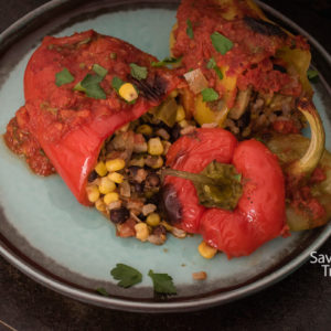 Posne punjene paprike pasuljem i kukuruzom / Stuffed bell pepper recipe on Mexican way