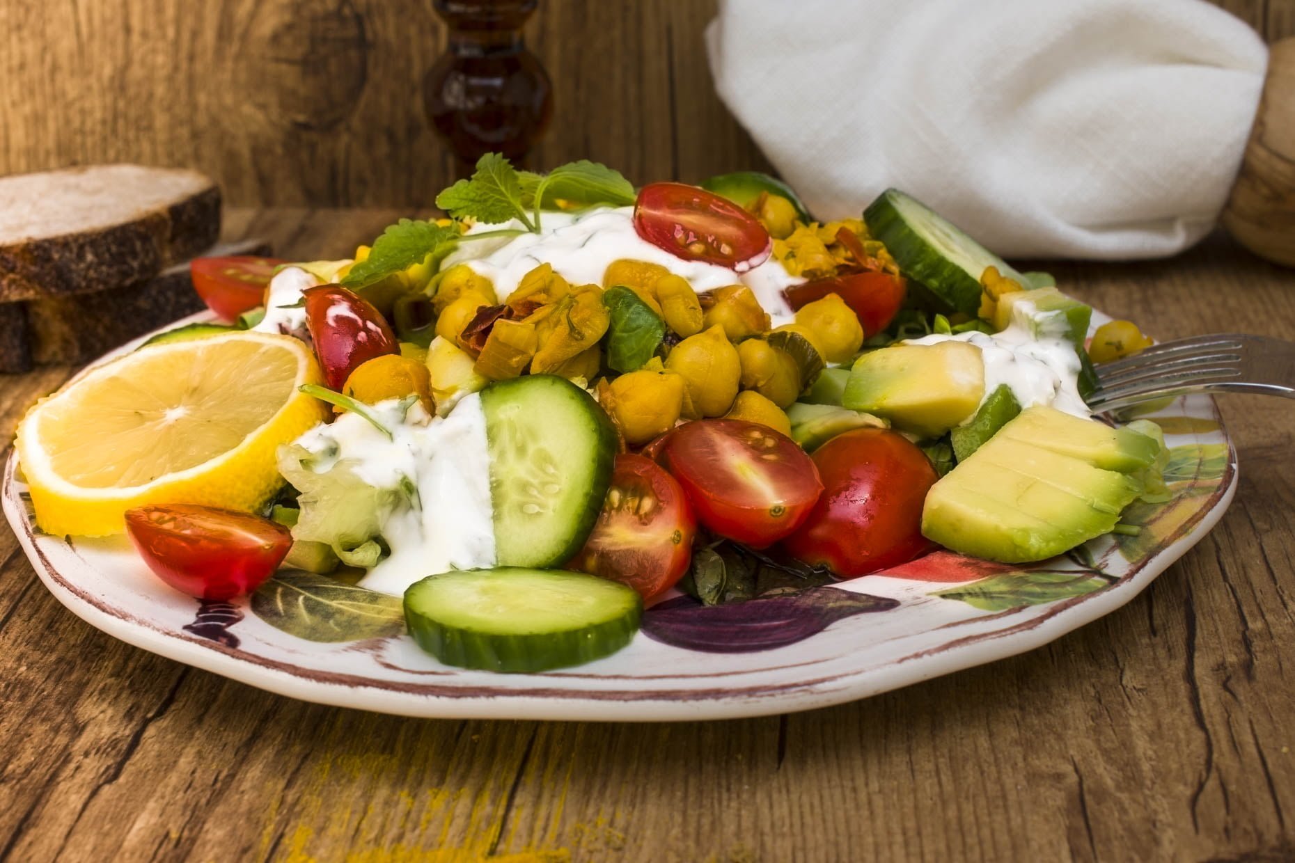 Letnja-salata-od-leblebija_2